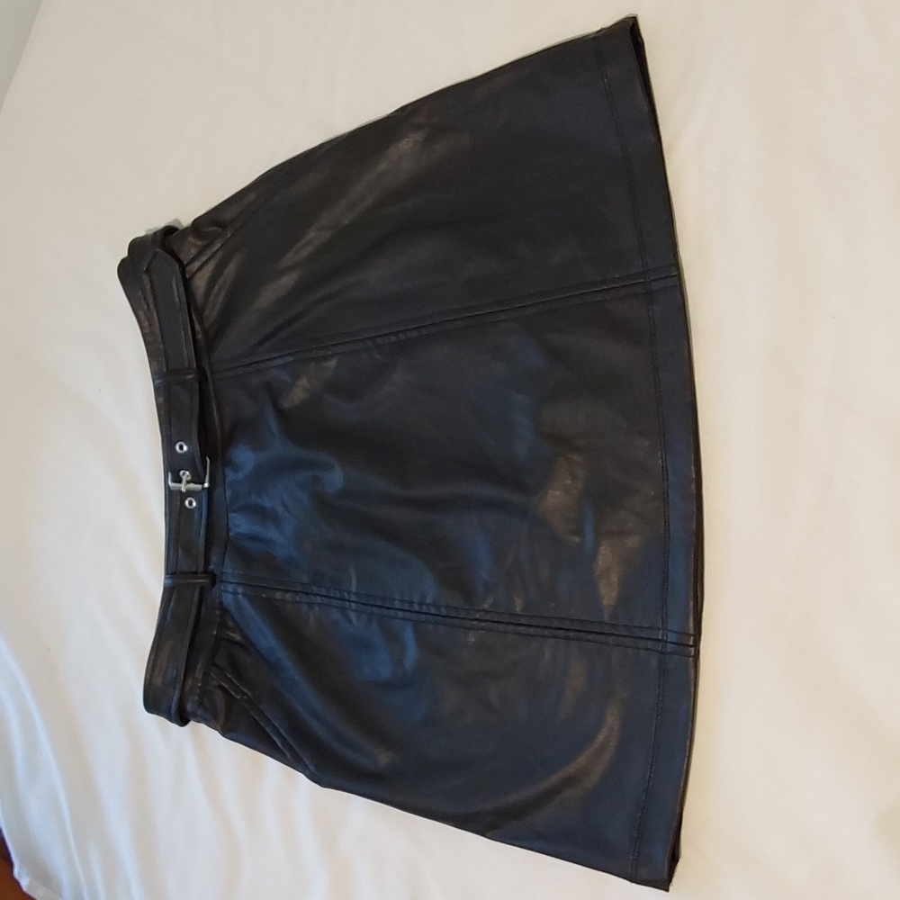 Maurices‎ Belted Faux Leather Mini Skirt. Black. Size Medium.